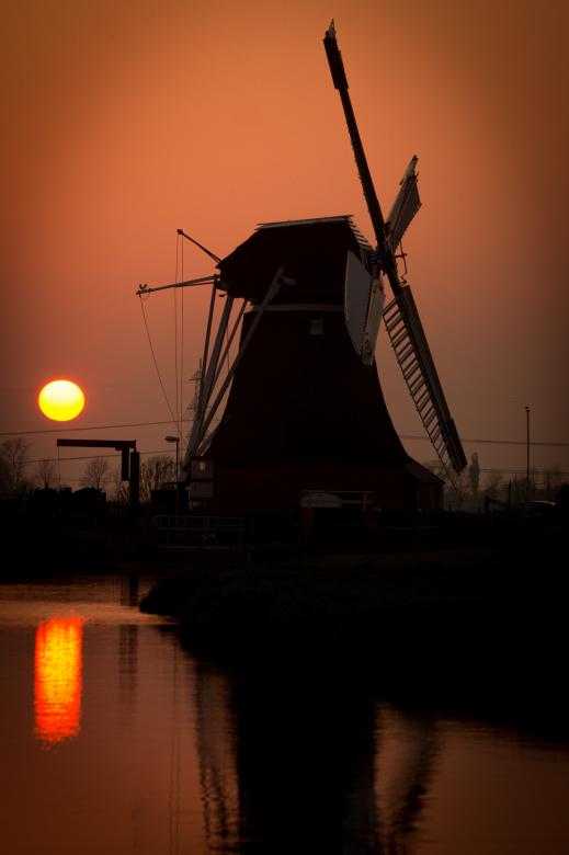 Free stock image of Windmill in the Village created by Pixabay