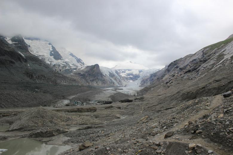 Free stock image of Iced Mountain created by Hassan Yahya Alali