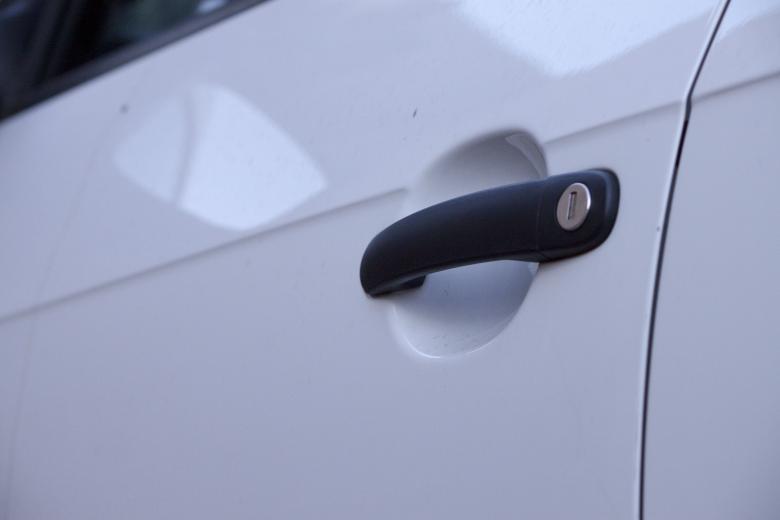 Free stock image of Car Door Handle created by Eduardo Soares Bogosian