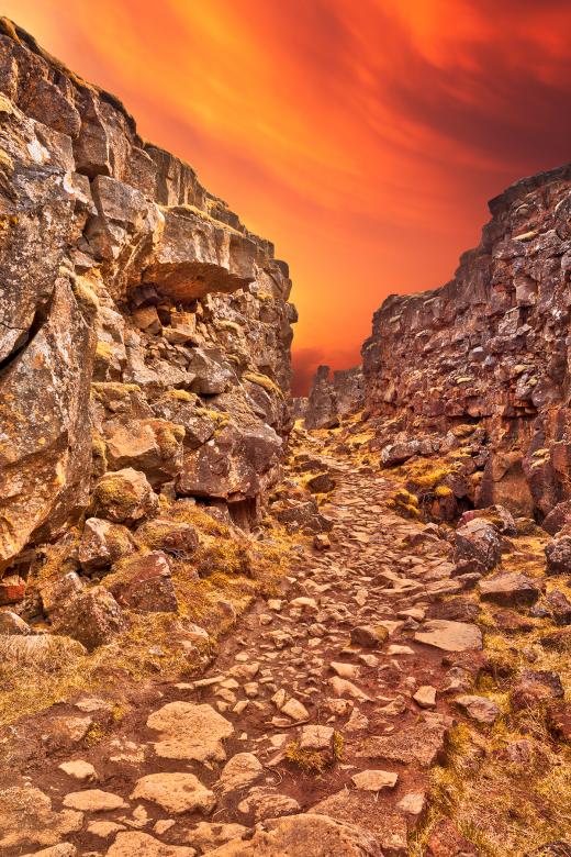 Free stock image of Rugged Sunset Rift Trail - Thingvellir created by Nicolas Raymond