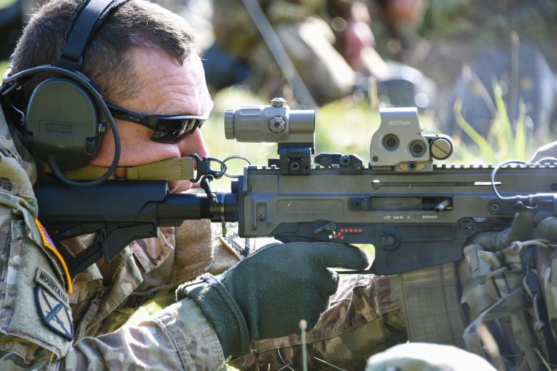 Free stock image of Soldier Shooting Rifle created by StockMix