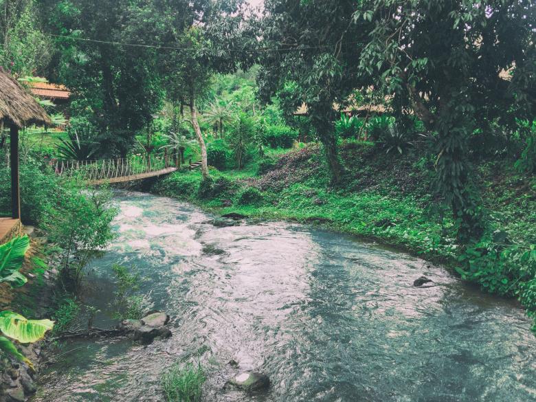 Free stock image of Lake in Mondulkiri Cambodia created by tosovisal