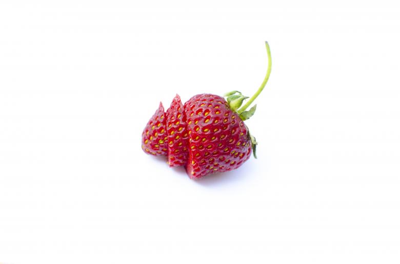 Free stock image of Fresh Strawberry Sliced created by Lukas
