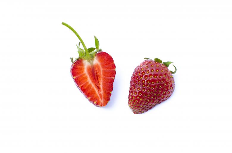 Free stock image of Fresh Strawberry Sliced in Two created by Lukas