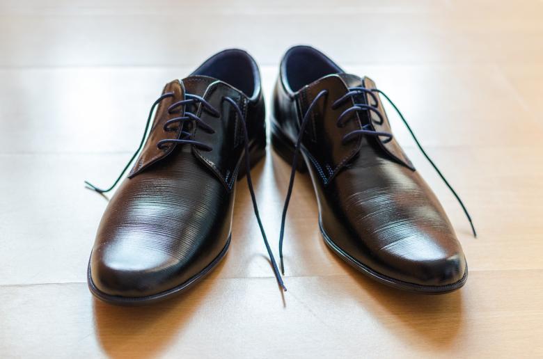 Free stock image of Black Men's Shoes with Open Laces created by Lukas