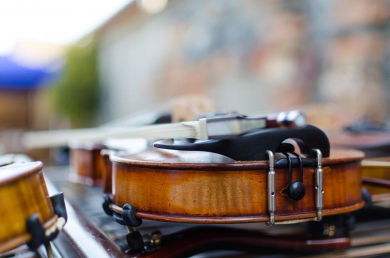 Free stock image of Violine Bottom created by Lukas