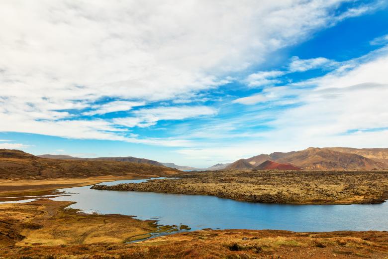 Free stock image of Cloudy Iceland River Bend - Vatnaleid created by Nicolas Raymond