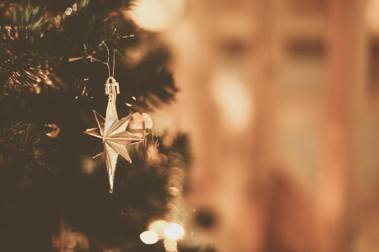 Free stock image of Christmas Tree Star Ornament created by Bjorgvin