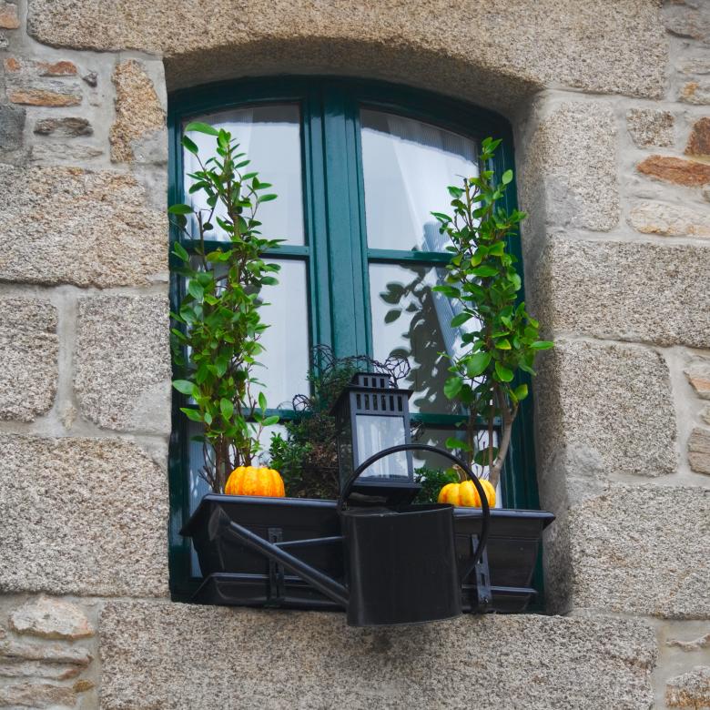 Free stock image of Decorated Window created by Richard Revel