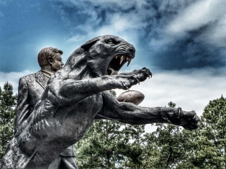 Free stock image of Panther Statue created by agphotostock.com