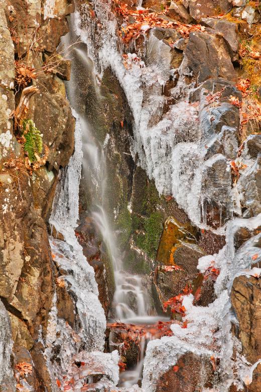 Free stock image of Ice Frame Falls created by Nicolas Raymond