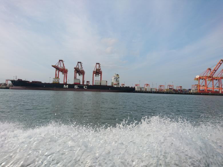 Free stock image of Logistic Transportation in Harbor created by Batu Berk