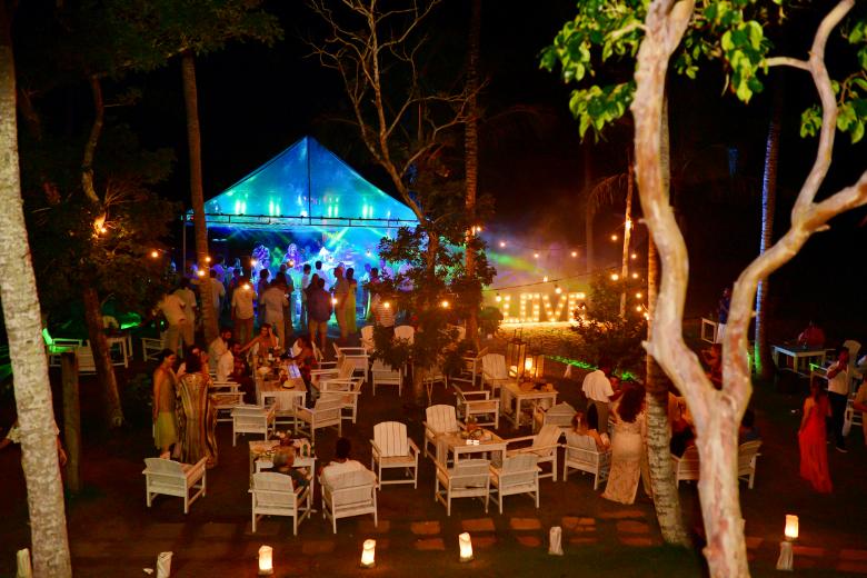 Free stock image of Bar Love Sign created by Batu Berk