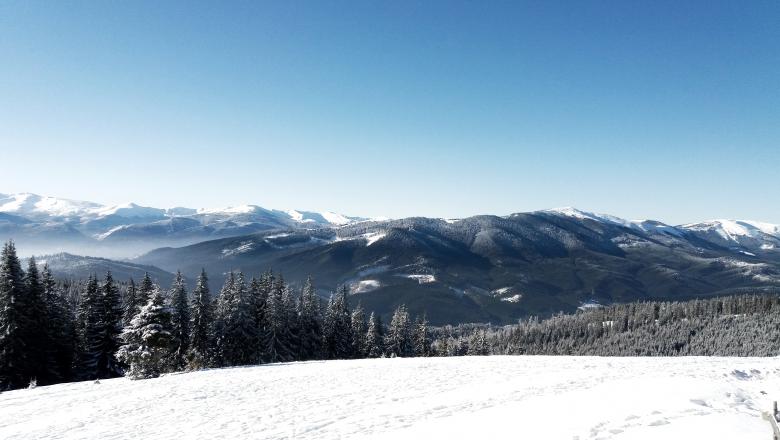 Free stock image of Mountains in Winter created by Kateryna Nemchenko
