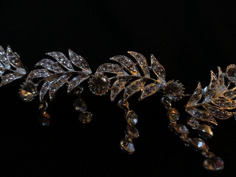 Free stock image of Leaf Jewelry created by lady lum
