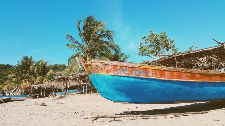 Free stock image of Blue Boat on the Beach created by Katrin