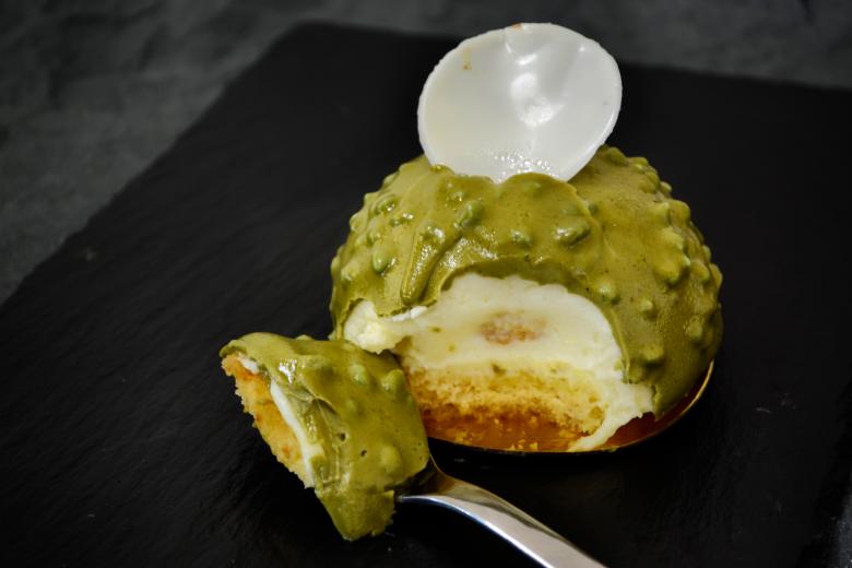 Free stock image of Plated Matcha Cake Dessert created by Ulei de masline din Olympia