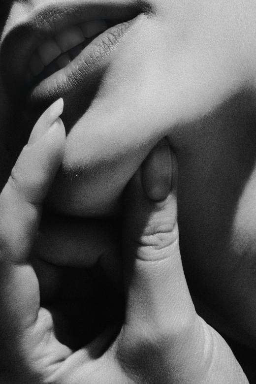 Free stock image of Mouth and Fingers created by Alexander Krivitskiy