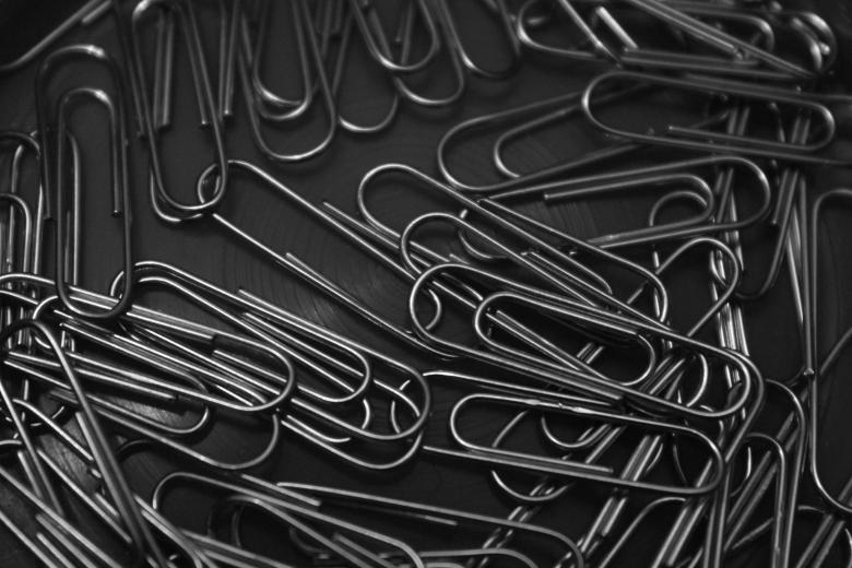 Free stock image of Metal staples  (black & white) created by NomeVizualizzato