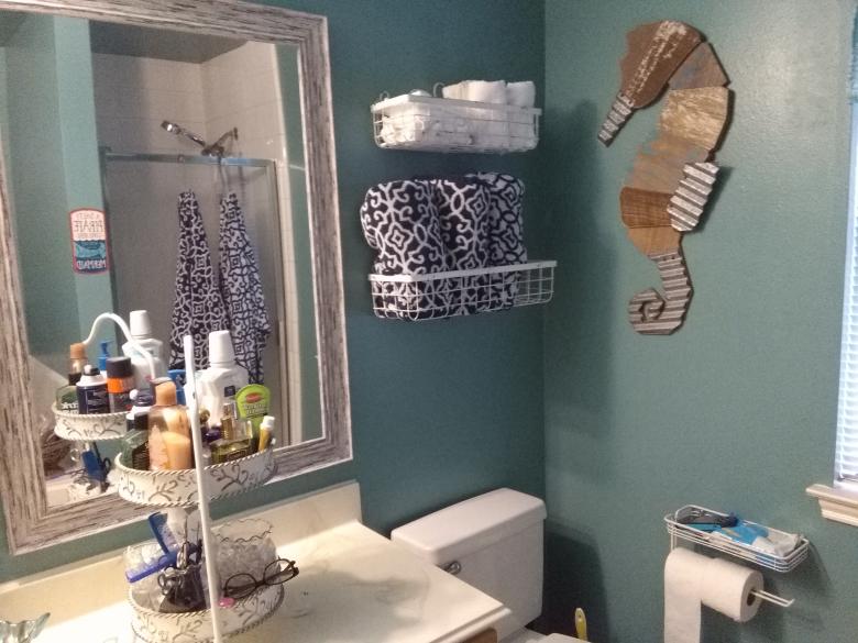 Free stock image of Bathroom Remodel created by LAURA ZIMMERMAN
