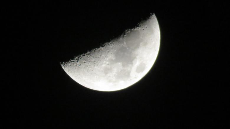 Free stock image of Half Moon created by pixloger