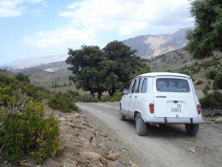 Free stock image of Renault 4 popular car created by chakomajaw