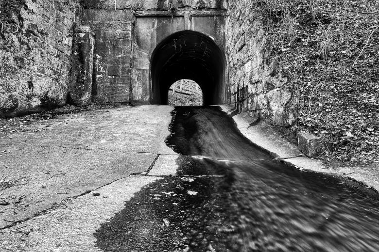 Free stock image of Fluid Grunge Tunnel created by Nicolas Raymond