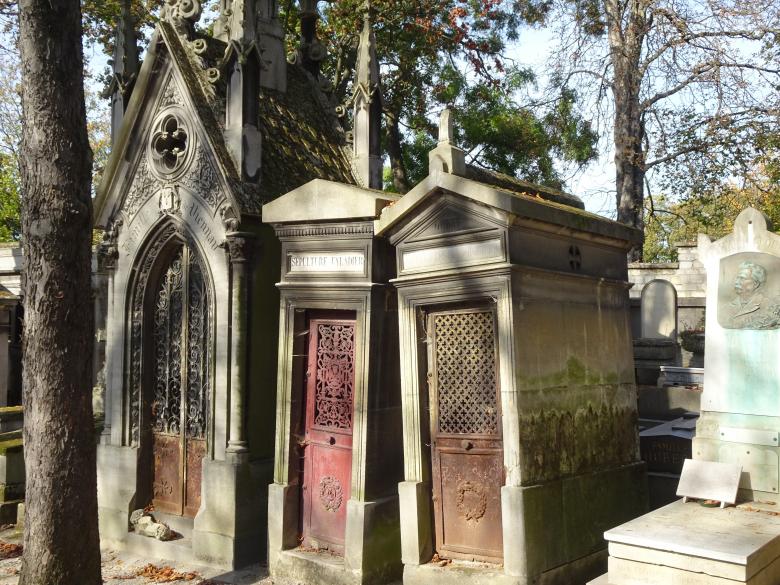 Free stock image of Unstable Cemetery Ground created by GAIMARD Jacques