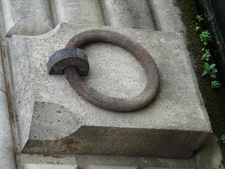 Free stock image of Rusted abandoned ring for barges securing. created by GAIMARD Jacques
