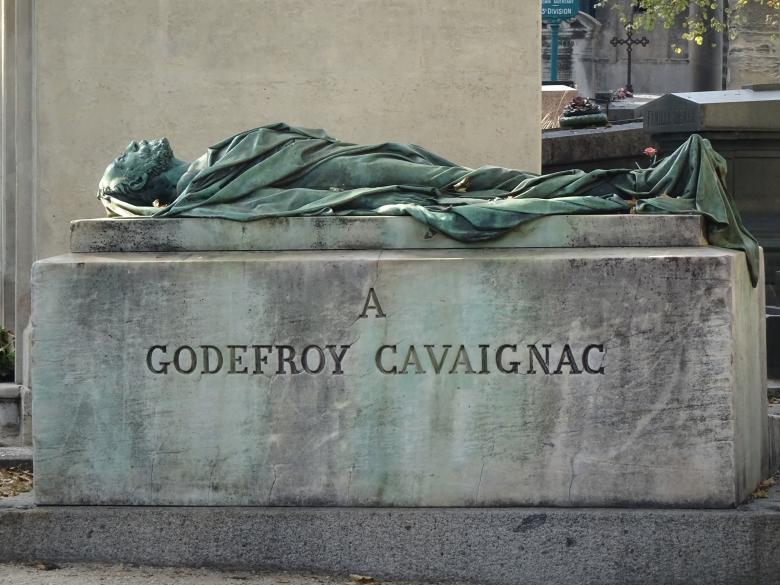 Free stock image of Recumbent bronze sculpture, cemetery created by GAIMARD Jacques