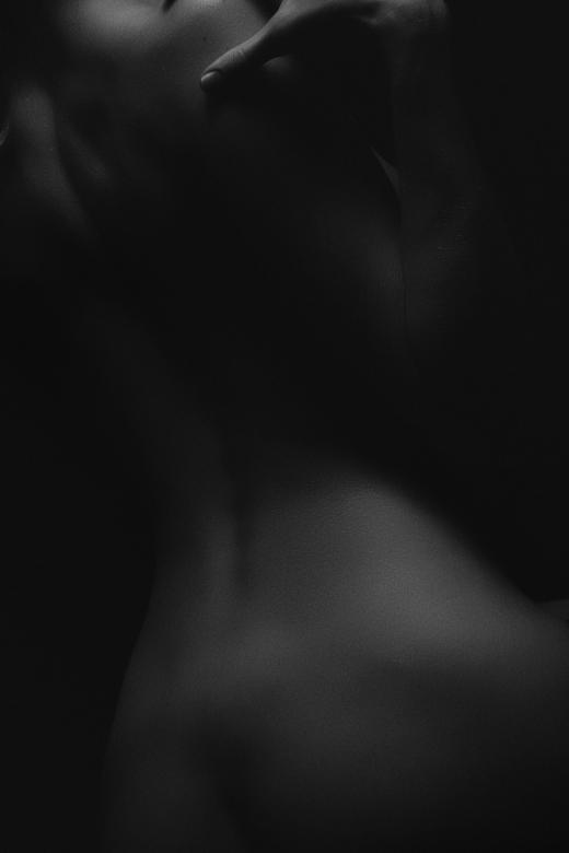 Free stock image of Black and White Body Art created by Alexander Krivitskiy