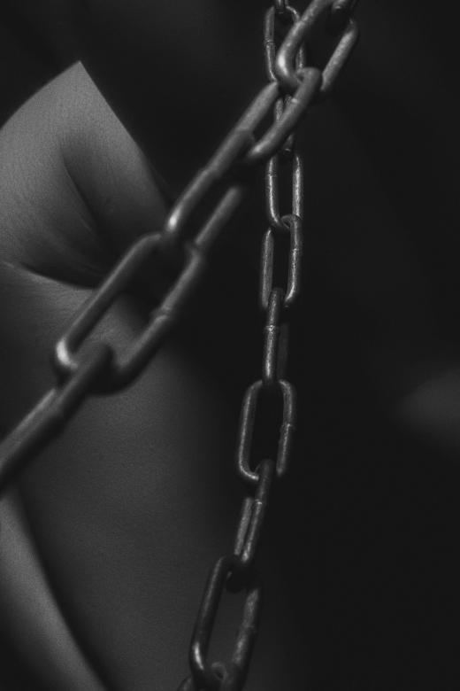Free stock image of Chains and Skin - Black and White created by Alexander Krivitskiy