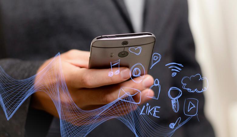Free stock image of Smartphone User created by mohamed hassan