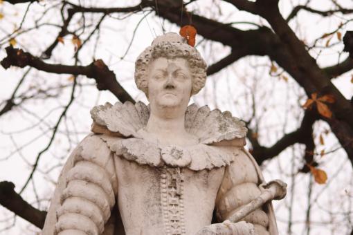 Free Stock Photo of Former Queen - 17th century