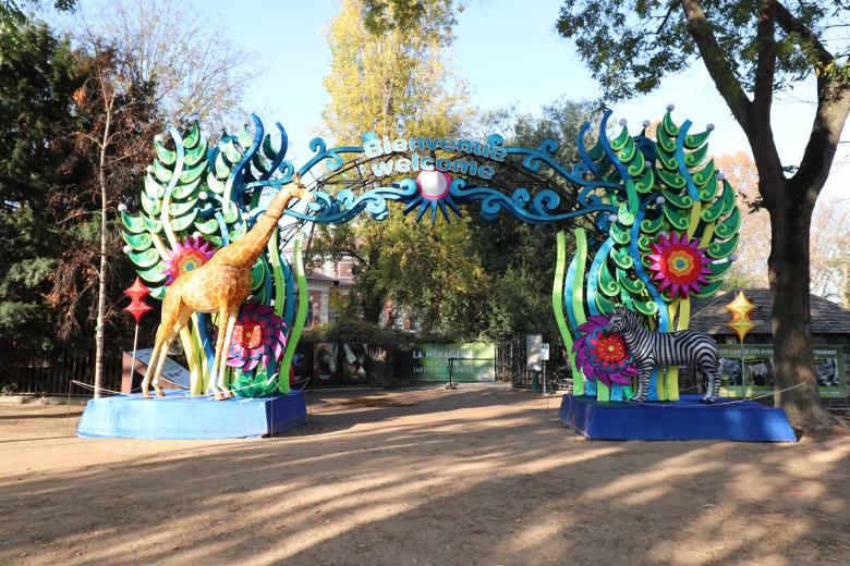 Free stock image of Nicely decorated zoo's entrance created by GAIMARD Jacques