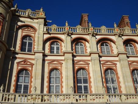 Free Stock Photo of Detail of huge royal castel (16th century)