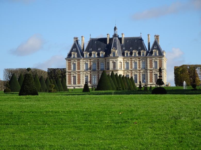 Free stock image of 19th century castle, replacing one destroyed during revolution created by GAIMARD Jacques