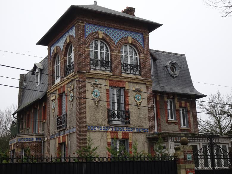 Free stock image of Bricks, ceramic, large windows : 1900's architecture ! created by GAIMARD Jacques