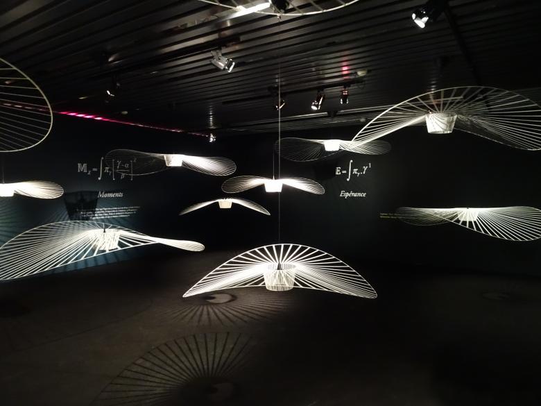 Free stock image of Constance Guisset's design exhibition: fan-lampshades created by GAIMARD Jacques