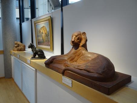 Beautiful sculptures of lion, cat etc - Free Stock Photo