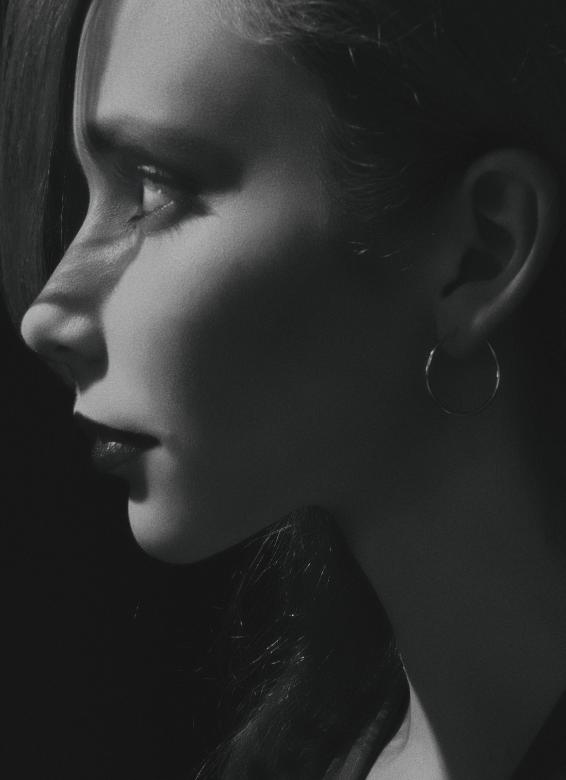 Free stock image of Black and White Woman Profile created by Alexander Krivitskiy