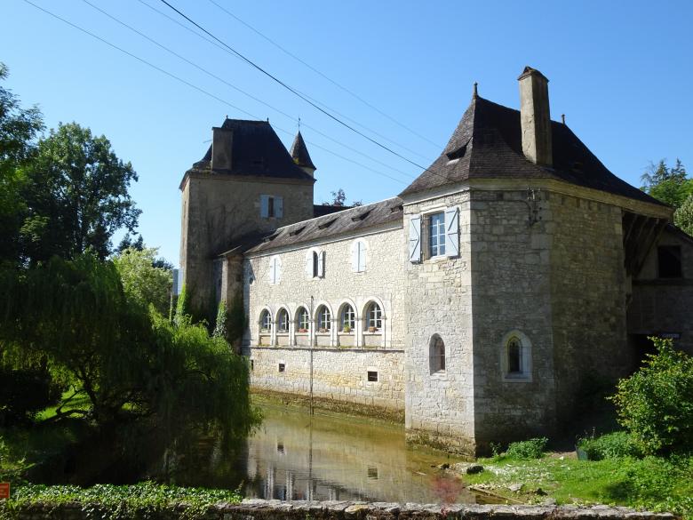 Free stock image of Rare 17th century mill and castle on the same time created by GAIMARD Jacques