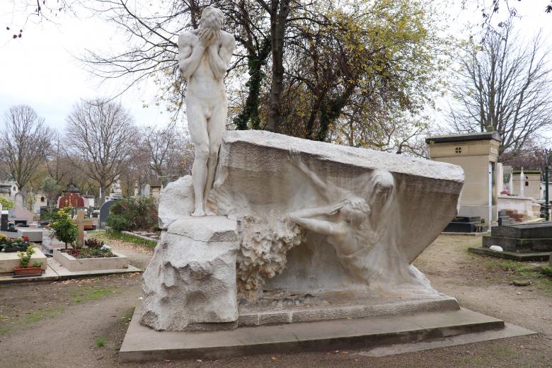 Free stock image of Beautiful white limestone funerary monument created by GAIMARD Jacques