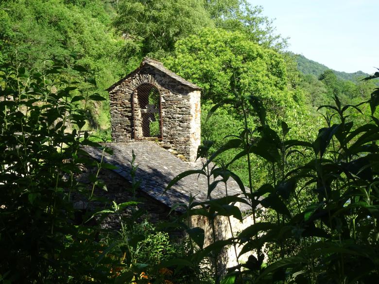 Free stock image of Formerly abandoned little chapel created by GAIMARD Jacques