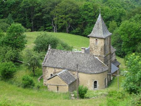 Free Stock Photo of Great little church on the meadow