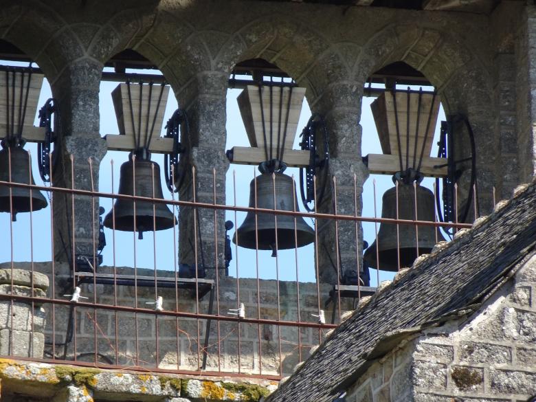 Free stock image of 3 bells, 3 sizes for a good sound... created by GAIMARD Jacques