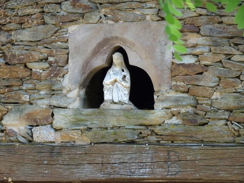 Free stock image of Virgin Mary in a stone wall created by GAIMARD Jacques