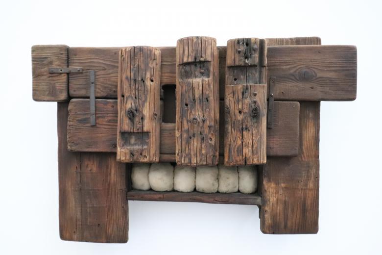 Free stock image of Modern art wood sculpture created by GAIMARD Jacques