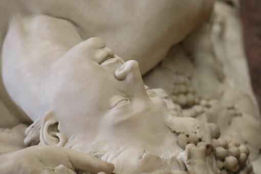 Detail of drunk woman sculpture - Free Stock Photo