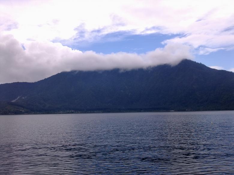 Free stock image of Lake Bratan, Bedugul Indonesia created by Toyoong Digital